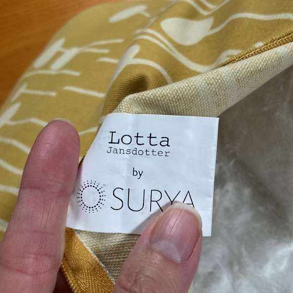 LOTTA JANSDOTTER 17.5" Surya Abo Blooming Buds Pillow Cover Pillowcase - Picture 4 of 5